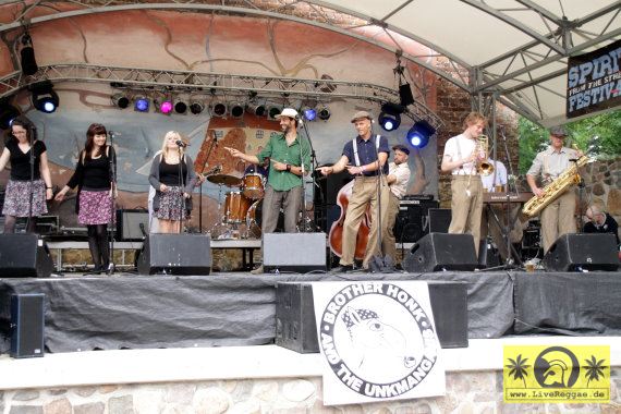 Brother Honk - The Unkmanganis - 15. This Is Ska Festival Rosslau - 25.06.2011 (14).JPG